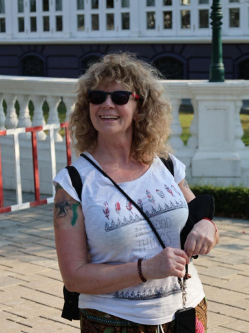 Em�ke, 64 �ves sz�zhalombattai t�rskeres� n�