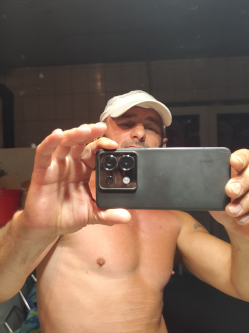 Attila, 47 �ves t�rskeres� f�rfi, Beretty��jfalu