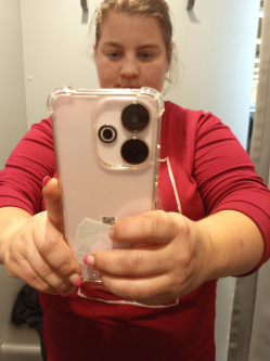 Reni, 29 �ves t�rskeres� n�, Vasv�r