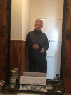 P�ter, 70 �ves martf�i t�rskeres� f�rfi