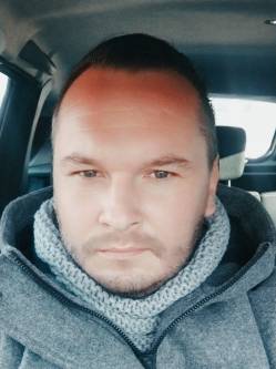 Geri, 38 �ves t�rskeres� f�rfi, Boldogk��jfalu
