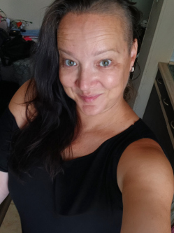 Era, 44 �ves t�rskeres� n�, H�dmez�v�s�rhely