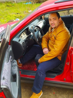 Béci, 41 éves társkereső férfi, Nagykapornak