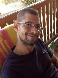 Attila, 41 �ves t�rskeres� f�rfi, Mosonmagyar�v�r
