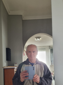 J�ZSEF, 68 �ves t�rskeres� f�rfi, Tapolca