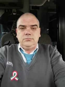 L�szl�, 64 �ves t�rskeres� f�rfi, Cegl�d