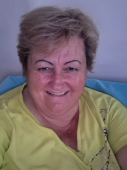 Katalin, 54 �ves t�rskeres� n�, Pilisszentl�szl�