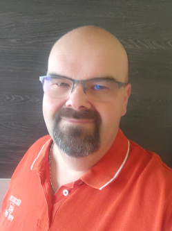 Zsolt, 51 �ves t�rskeres� f�rfi, Solt
