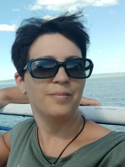 Edina, 45 �ves t�rskeres� n�, Szombathely
