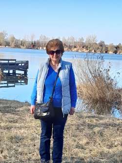 Margit, 64 �ves t�rskeres� n�, Nagyl�c