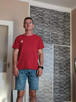 Zoli, 56 �ves t�rskeres� f�rfi, Debrecen