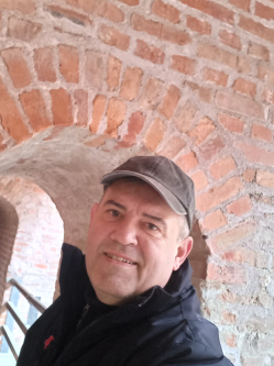 Gyuri, 58 �ves t�rskeres� f�rfi, Kiskunhalas
