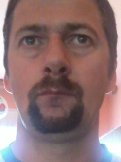 Misi, 49 �ves t�rskeres� f�rfi, Iregszemcse