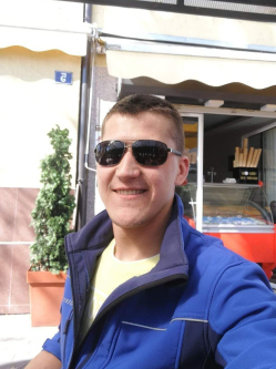 Denisz, 30 �ves csornai t�rskeres� f�rfi