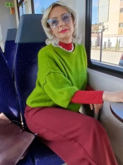 Ter�z, 54 �ves t�rskeres� n�, Debrecen