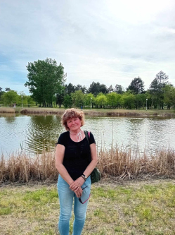 Margit, 72 �ves t�rskeres� n�, Cegl�d