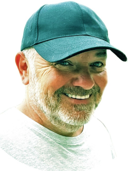 Tibor, 61 �ves t�rskeres� f�rfi, Szigetszentmikl�s