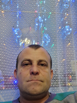Attila, 41 �ves t�rskeres� f�rfi, Szolnok