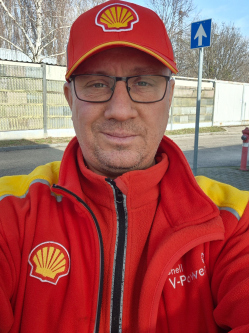Tam�s, 50 �ves t�rskeres� f�rfi, �rd