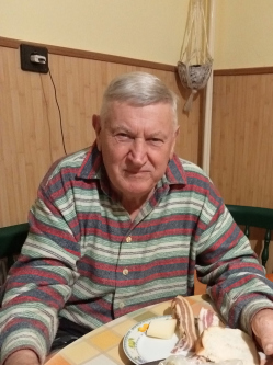 J�nos, 76 �ves t�rskeres� f�rfi, Nagyigm�nd