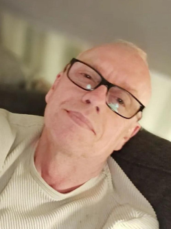 Zsolt, 57 �ves t�rskeres� f�rfi, Szeksz�rd