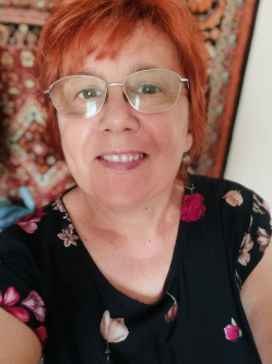 Csilla, 58 �ves t�rskeres� n�, Salg�tarj�n
