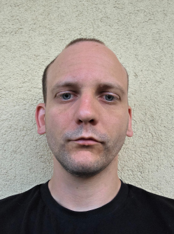 David, 34 �ves t�rskeres� f�rfi, Szentantalfa