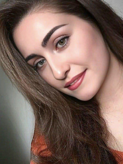 Mira, 28 �ves t�rskeres� n�, Szombathely
