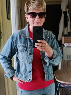Vali, 60 �ves t�rskeres� n�, Si�fok