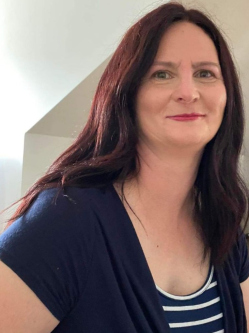 Anita, 54 �ves t�rskeres� n�, Csorna