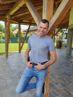 Luk�cs, 58 �ves r�ckevei t�rskeres� f�rfi