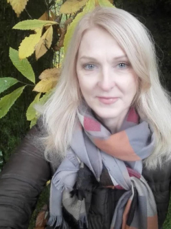 Emese, 51 �ves t�rskeres� n�, Szolnok
