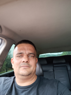 Joci, 43 �ves �h�di t�rskeres� f�rfi
