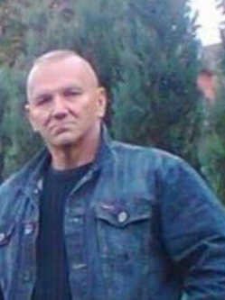 Lala, 62 �ves t�rskeres� f�rfi, Budapest