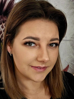 Kinga, 24 �ves t�rskeres� n�, Zalaegerszeg