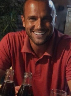 G�bor, 49 �ves t�rskeres� f�rfi, Csopak