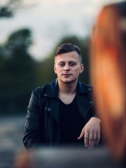András, 25 éves társkereső férfi, Gyöngyös