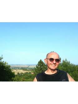 Gy�rgy, 71 �ves t�rskeres� f�rfi, B�bolna