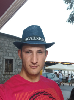 Patrik, 28 �ves t�rskeres� f�rfi, Berhida