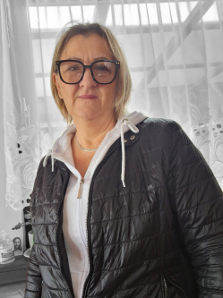 �va, 59 �ves t�rskeres� n�, Debrecen