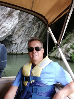 Andorka, 47 �ves t�rskeres� f�rfi, Abony