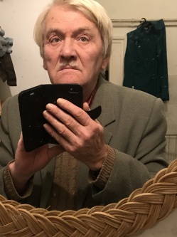 M�ty�s, 74 �ves t�rskeres� f�rfi, Budapest