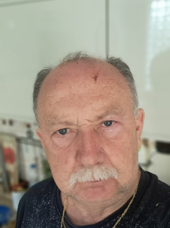 Dodi, 66 �ves t�rskeres� f�rfi, Budapest