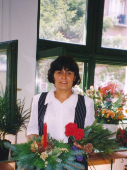Etelka, 66 �ves t�rskeres� n�, Gy�r