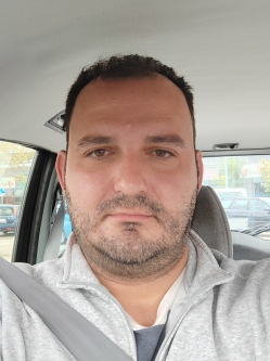 J�zsef, 40 �ves t�rskeres� f�rfi, Lenti