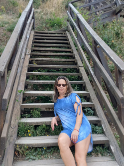 �vi, 42 �ves t�rskeres� n�, P�cs