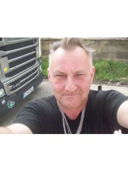 J�zsef, 63 �ves t�rskeres� f�rfi, Szolnok