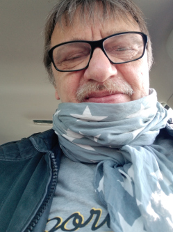 Istv�n, 68 �ves t�rskeres� f�rfi, Piliscsaba