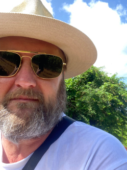 Gyula, 57 éves társkereső férfi, Szolnok