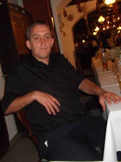 Tibor, 41 �ves t�rskeres� f�rfi, Pocsaj